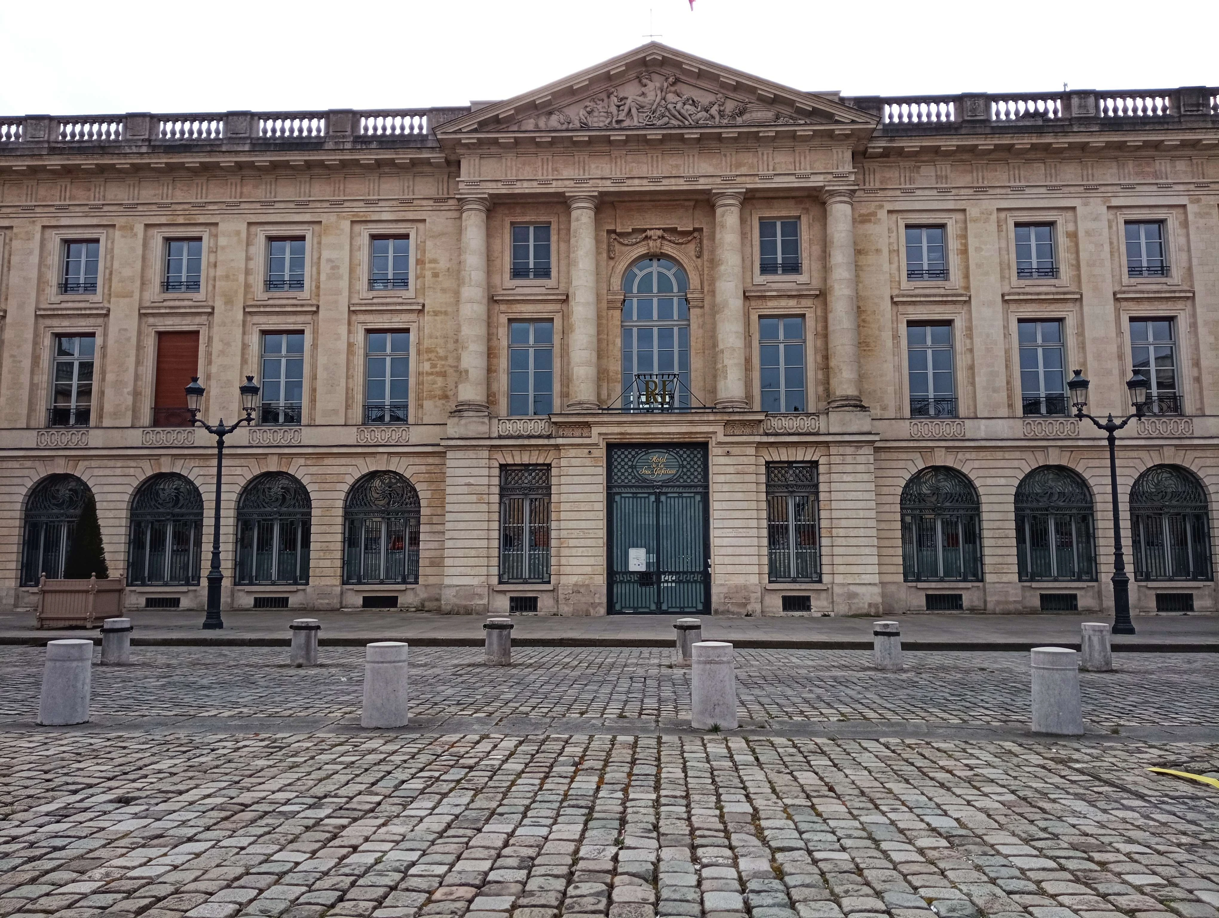 Place Royale a Reims